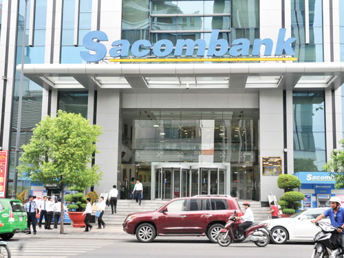 Bảo dưỡng cảnh quan ngân hàng Sacombank